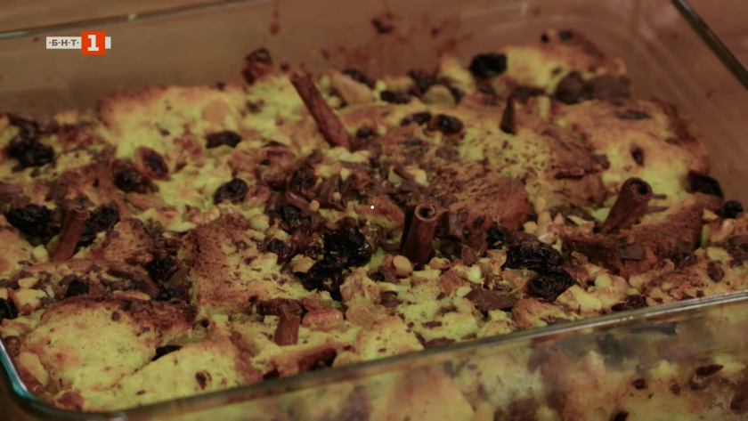 Мързеливи сарми със свински врат и заливка и пудинг с Панетоне, шоколад и ром