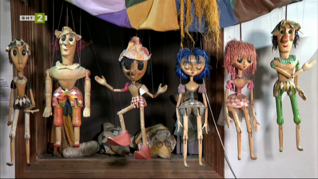 Да научим Зайко и неговите приятели на правилата за движение по пътищата