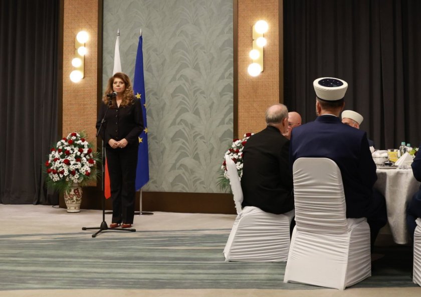 Cumhurbaşkanı İlyana Yotova, geleneksel iftar yemeğine ev sahipliği yaptı