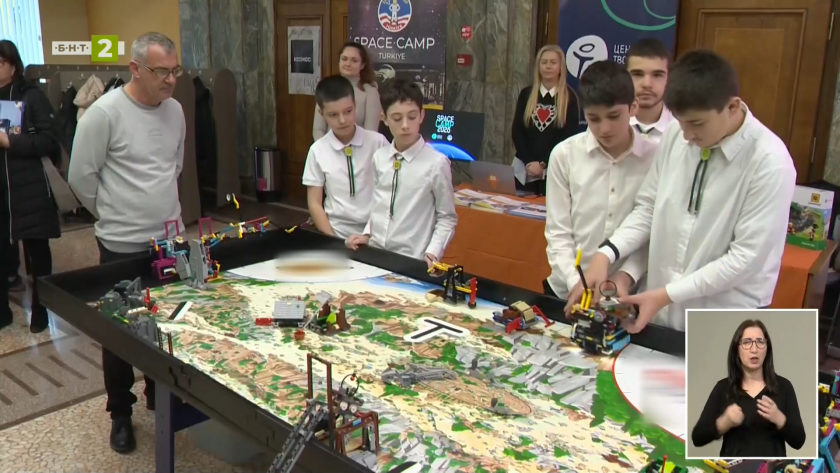 Пътуващият фестивал на науката гостува в Габрово