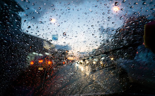 Валежи от дъжд през почивните дни