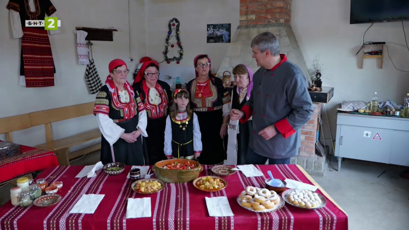 Саанче, кусавица, пиле разсолник и гевречета за Лазаровден от с. Косача