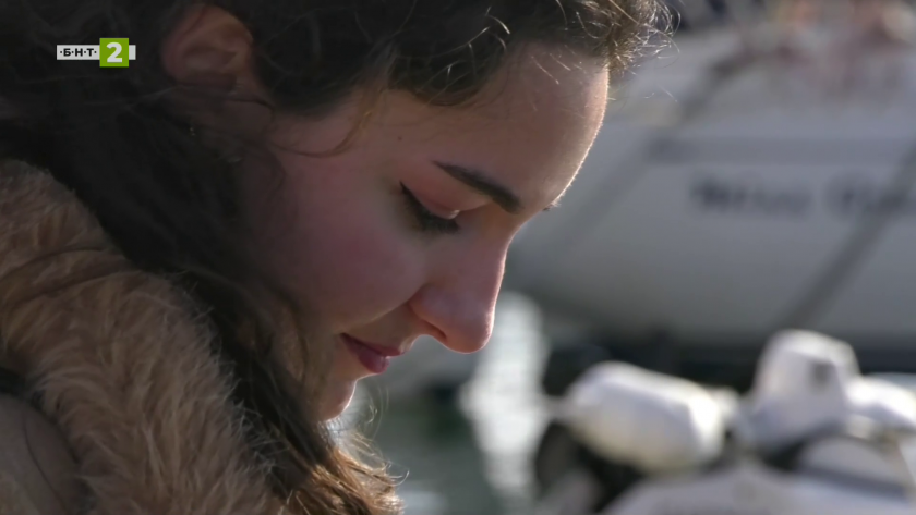 Историята на Мая