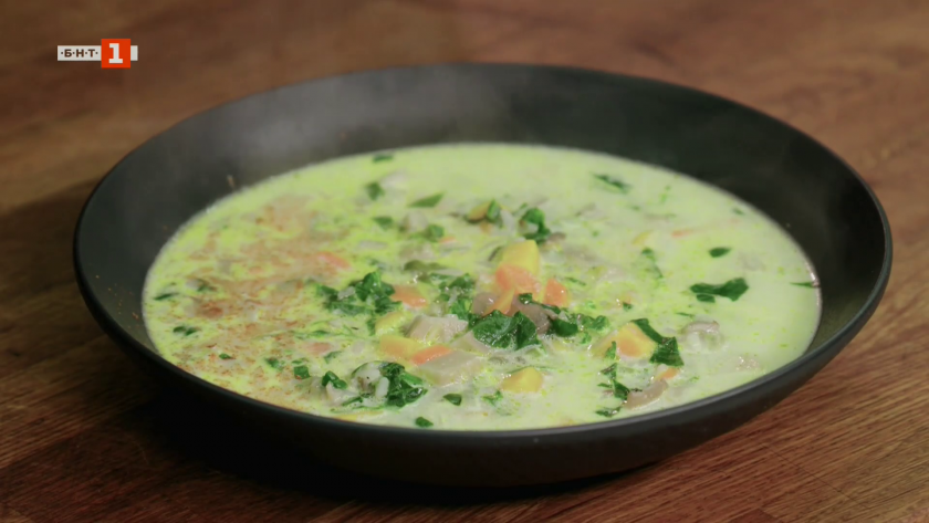 Гъбена супа с див ориз и кокосово мляко и ризото със спанак