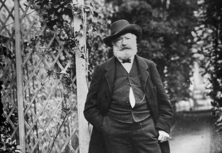 Виктор Юго и Априлското въстание - история отпреди 150 години