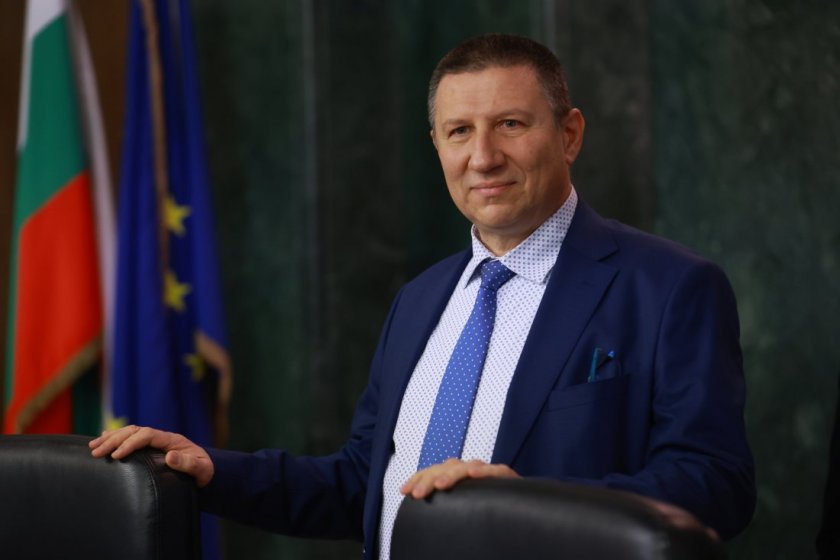 Borislav Sarafov istifa etti