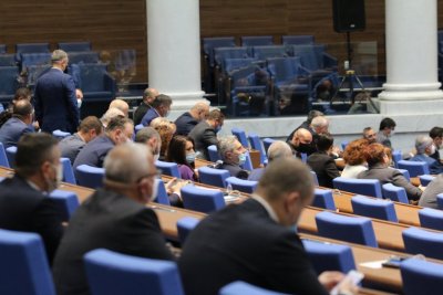 Bulgaria&rsquo;s Parliament upholds presidential veto on changes to the law on transport of passengers