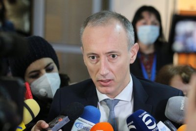 Upper grades students may gradually return to school from January 18 if coronavirus situation permits