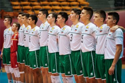 България срещу Полша в битка за титлата на Световното по волейбол до 19 г.