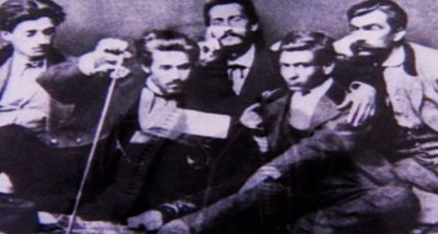 Апостолите: По "Петте имена" на Константин Величков