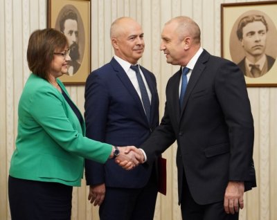 Last attempt at forming a government in the 47th National Assembly: Bulgarian President Rumen Radev presented the mandate to the Bulgarian Socialist Party