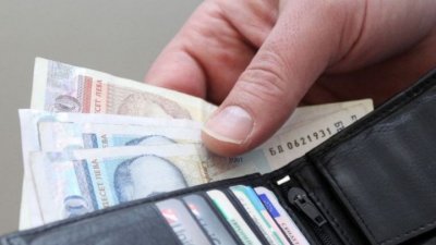 За рекордната инфлация и доходите на българите