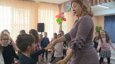 Opera in the kindergarten - musicians introduce children to classical music
