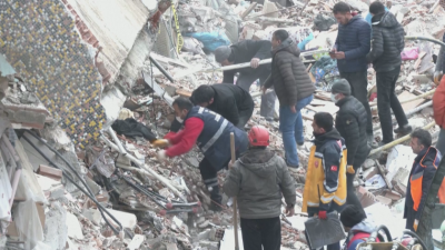 Специалните пратеници на БНТ за хода на спасителните операции след разрушителното земетресение в Турция