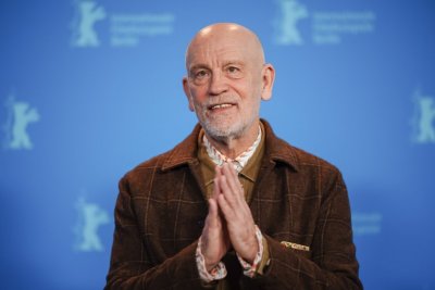 John Malkovich will work with actors from the National Theatre in Sofia