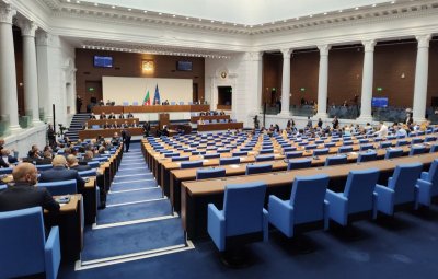 Lack of quorum: MPs failed to decide on the vote of no confidence