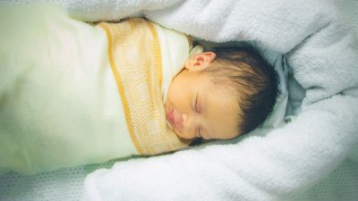 Boy born 1 minute after midnight is Bulgaria's first baby of 2024