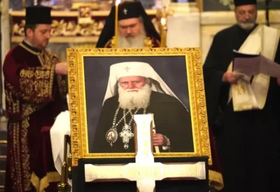 Bulgarians pay last respects to Patriarch Neophyte (photos, video)