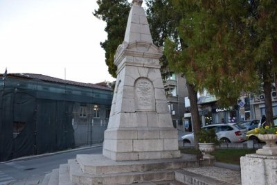 Паметникът на обесените и монументът Велчова завера - 05.03.2024