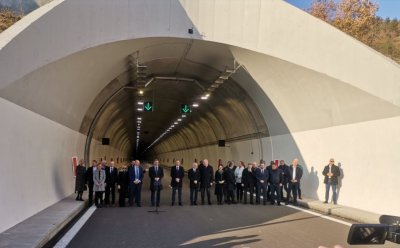 Zheleznitsa tunnel on Struma motorway opens to traffic