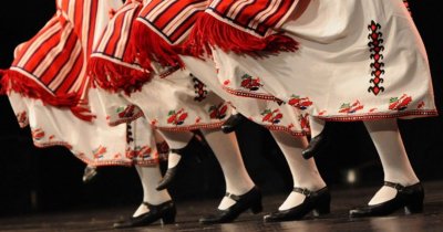 Топ 10 на българския танцов фолклор