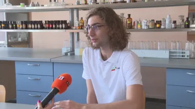 Bulgarian student became the only one in the world with triple gold at International Chemistry and Biology Olympiads