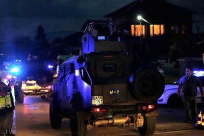 Bomb squad and military arrived at the scene of the fire in the fireworks warehouses near Elin Pelin