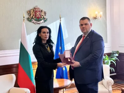 Delyan Peevski receives a medal for contributions to the Ukrainian people