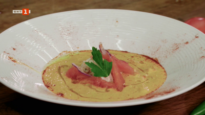 Доматено гаспачо с пъстърва и пълнени чушки с ориз и бекон