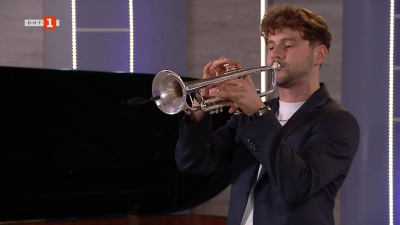 Алекс Витков за дебютния си албум "Once Upon a Jazz"