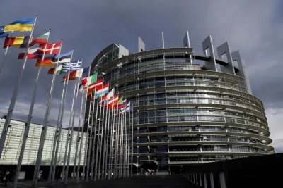 Belçika Ukrayna'ya 140 milyar avroluk krediyi askıya aldı 