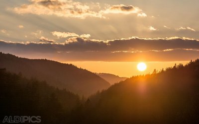 През нощта вятърът времено ще отслабне