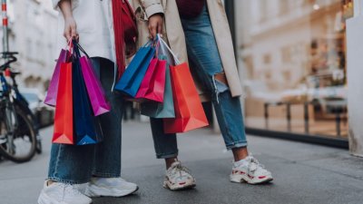 Кога безразсъдното пазаруване се превръща в болест, 28.11.2025