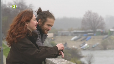 Даниела и Владислав в пластмасовия кръг