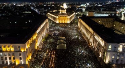 Безредиците в София: защо вътрешният министър обвини организаторите на протеста? 05.12.2025