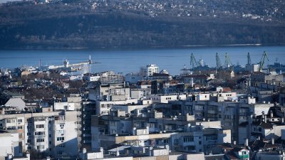 Календарът "Стара Варна" отбелязва 120-годишнината на пристанището