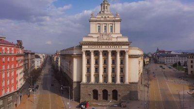 Политическите ходове и очакванията за назначаване на служебен премиер и дата за изборите - 19.01.2026