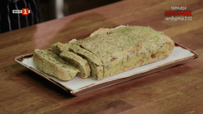 Постен хляб с лимец и постни сарми с боб