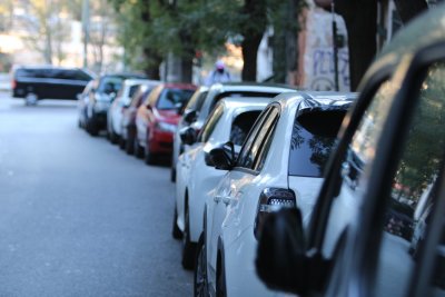 Софиянец застава срещу неправилното паркиране, подаде над 10 000 жалби