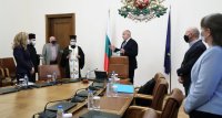 PM: Bulgaria manages to handle the Covid-19 crisis in the best possible way