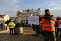 Road builders protested outside Parliament in Sofia