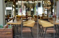 Empty restaurants, cafes in Sofia after new anti-Covid-19 measures come into effect