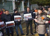 Tour operators staged a protest