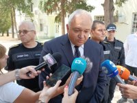 Minister of Interior: Migrant pressure at Bulgaria’s border with Turkey increased, but no grounds for concern