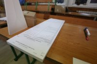 Parliament reinstated use of paper ballot as an option for voting in polling stations with more than 300 registered voters