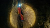 снимка 4 В лабиринтите на пещера Духлата