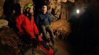 снимка 7 „Туризъм.БГ“ води зрителите на БНТ към спираща дъха разходка в пещера „Духлата“