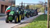 Grain growers blocked traffic at Danube Bridge border crossing at Rousse