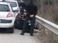 Border police detained a group of migrants on Trakia Motorway