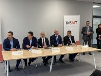 Prime Minister attends the presentation of the first artificial intelligence platform